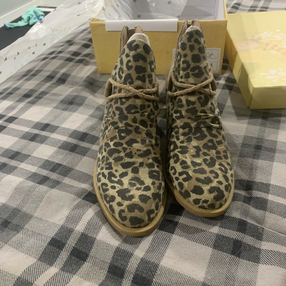 Very G Leopard Print Ankle Boots